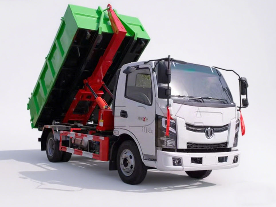 蓝牌飞碟重载勾臂垃圾车